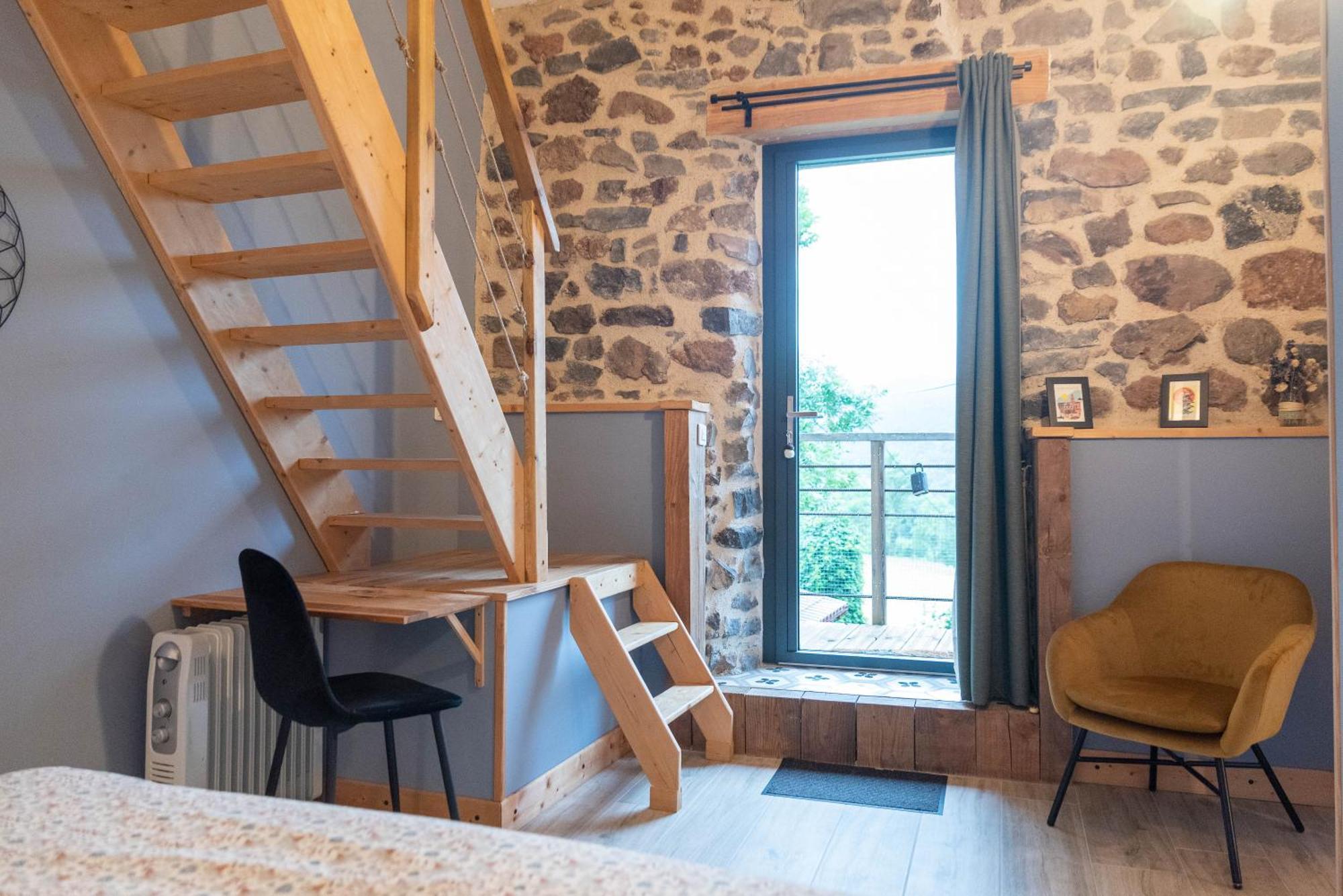 Bed and Breakfast Les Balcons De La Terrasse Arsac-en-Velay Экстерьер фото