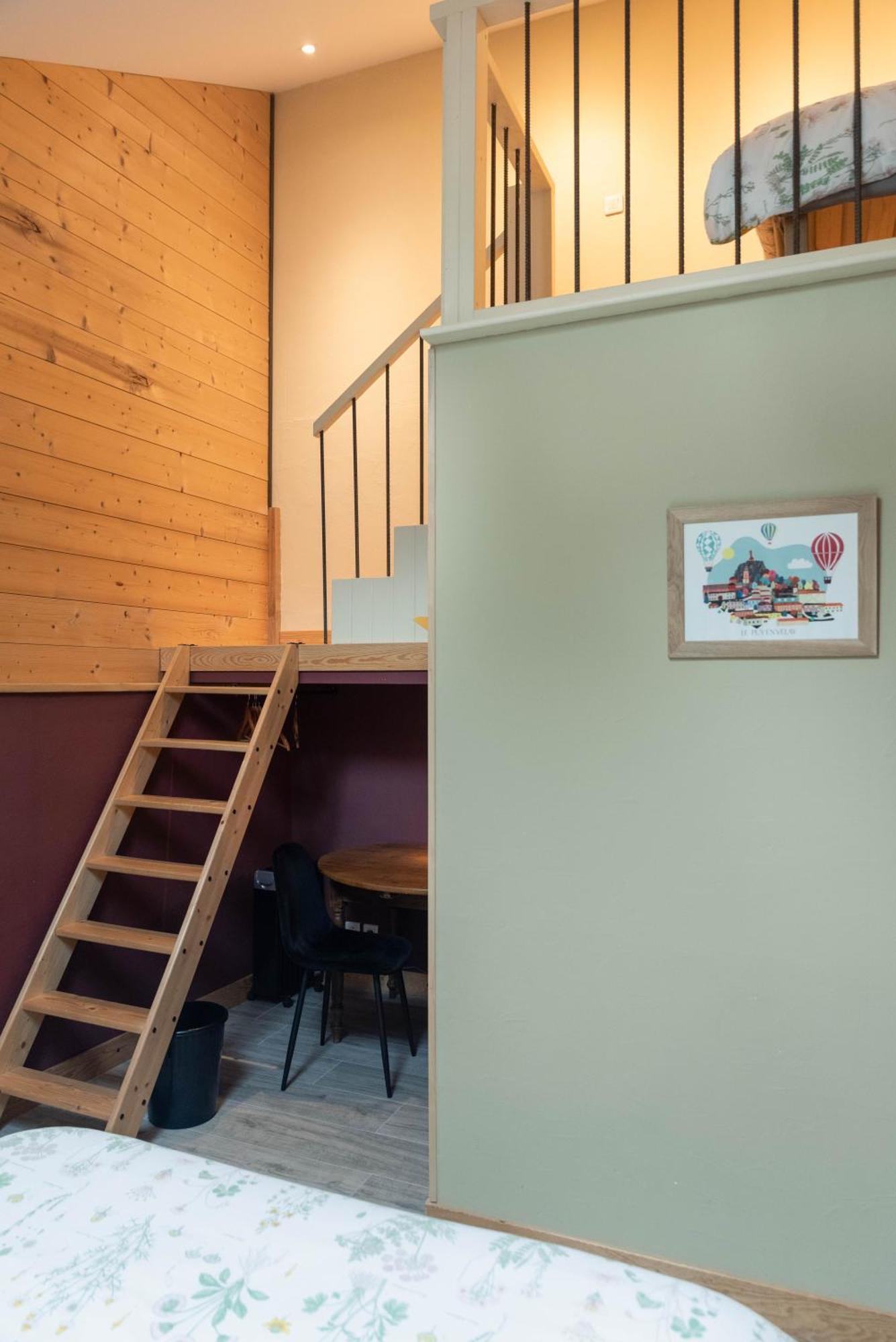 Bed and Breakfast Les Balcons De La Terrasse Arsac-en-Velay Экстерьер фото